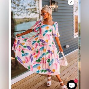 Boutique dress with puff sleeves